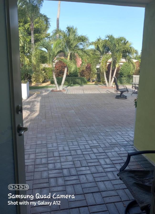Capri Inn & Apartments Lake Worth Beach Eksteriør bilde